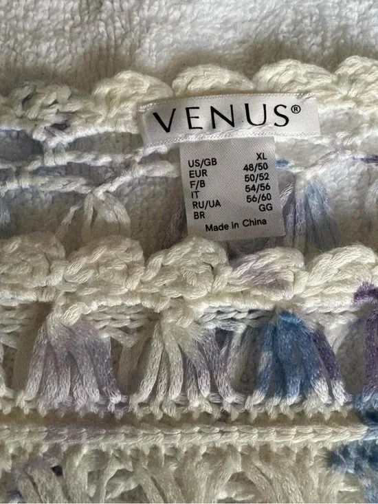 Venus Open Knit Crochet Top Size XL perfect swimsuit cover up or layering top - Picture 3 of 10